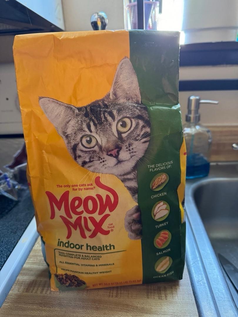 Meow mix indoor cat food hotsell