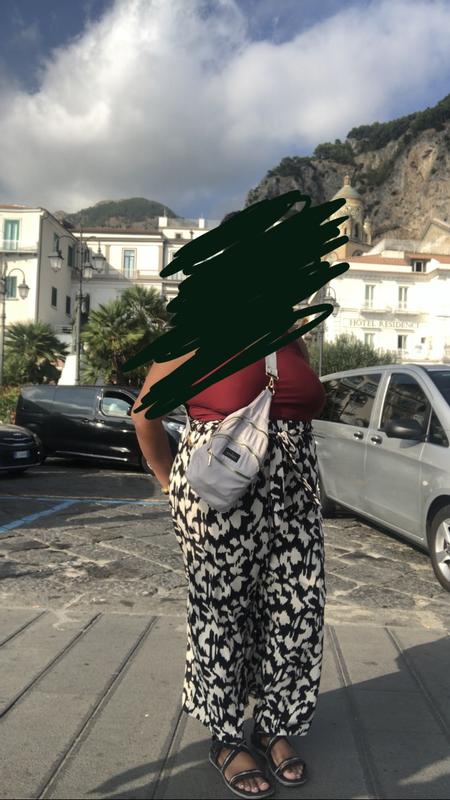 Review Thumbnail Image 0 262213400