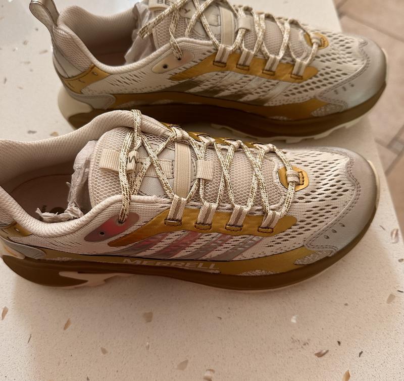 Customer photo for "Best walking shoes and  hiking extra use"