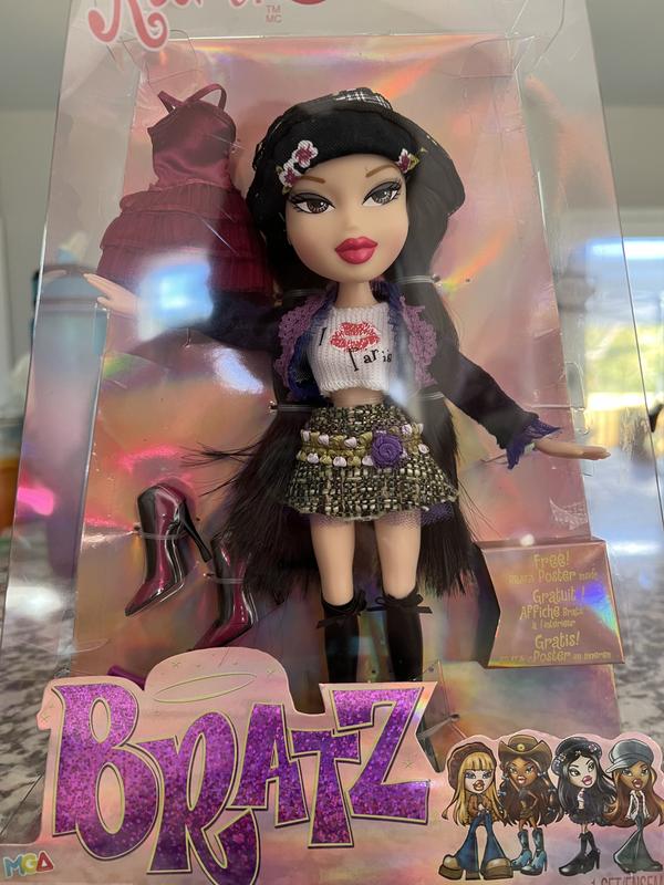 You can’t see the brush in this photo but it is included