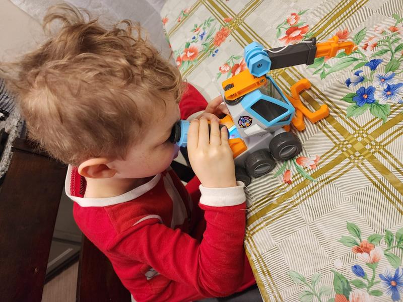 Older brother checking out another leaf!
