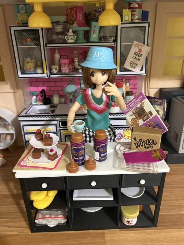 MGA's Miniverse Make It Mini Diner Spring Series Mini Collectibles – L.O.L.  Surprise