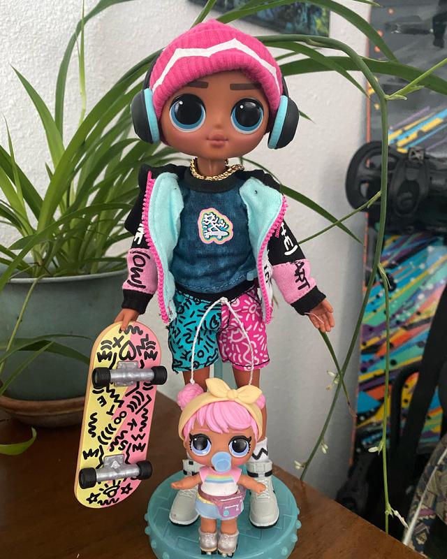 Cool Lev with LOL Dawn going for a sunset skate together