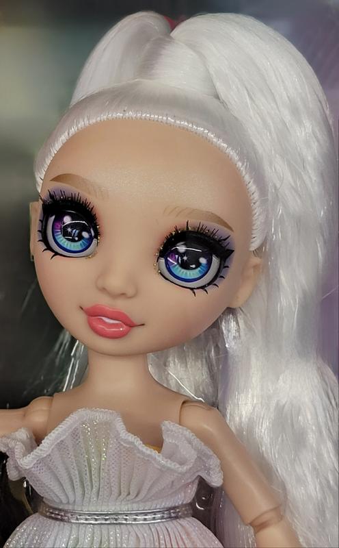 Rainbow High Fantastic Fashion Skyler Bradshaw Doll Review! (Project  Rainbow) 