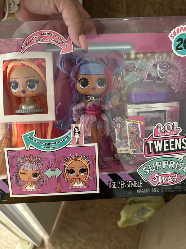 My daughters new lol doll