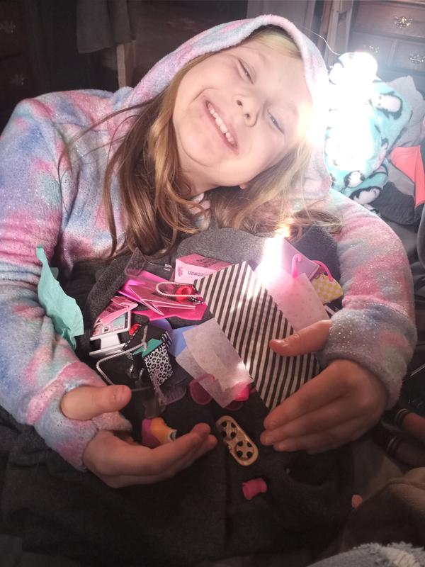 Chloe and her friends from lol surprise!