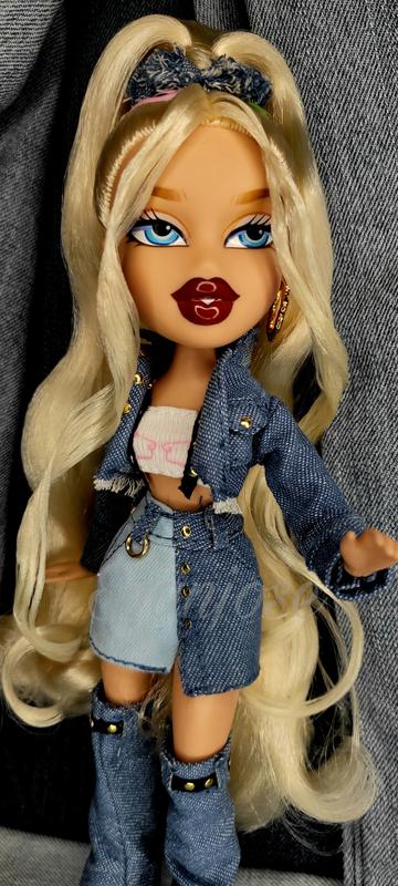 Bratz Alwayz Cloe Fashion Doll with 10 Accessories – L.O.L. Surprise