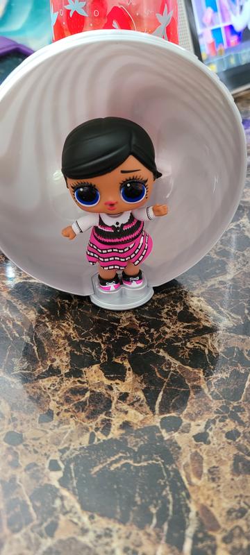 Director L.O.L doll!