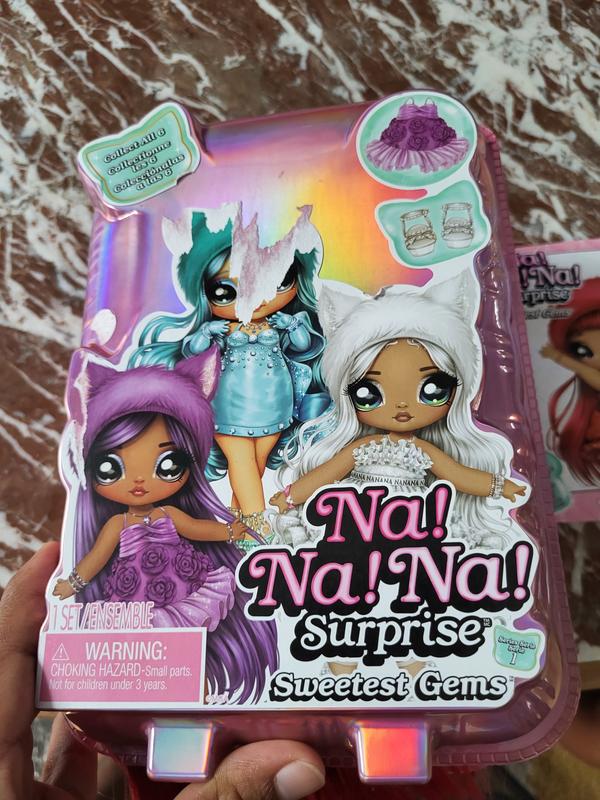 My daughter was talking the paper off..