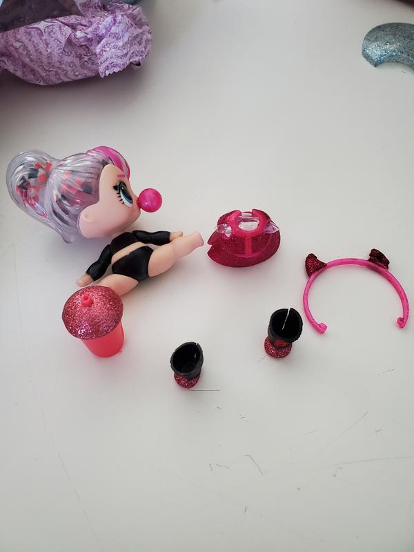 Lol glitter doll and accessories