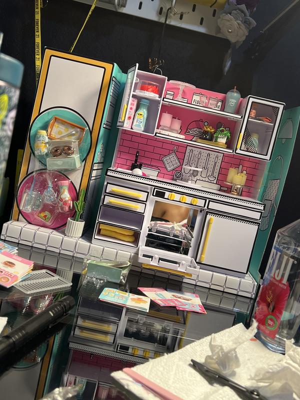 My cute mini kitchen😍