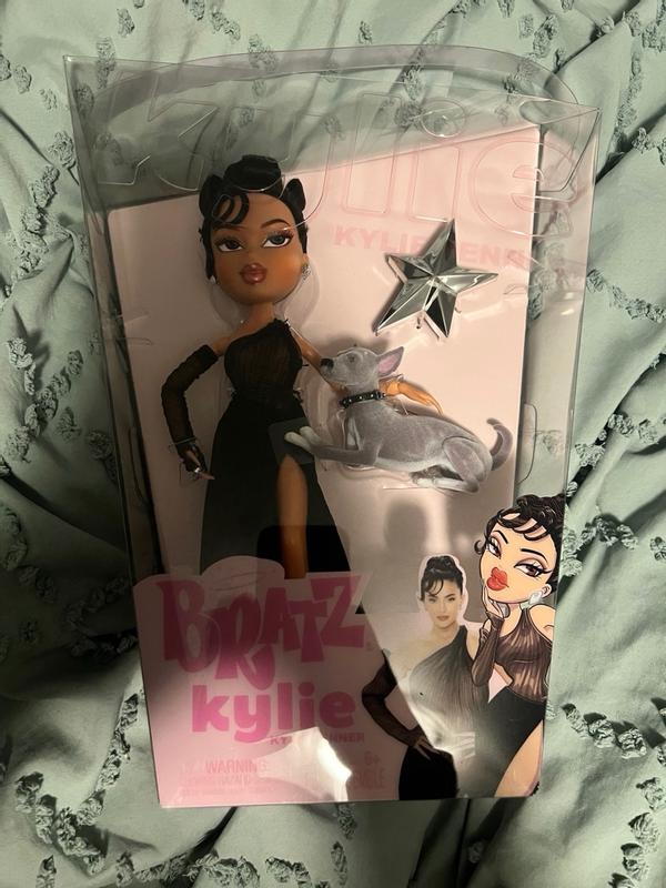 Bratz X Kylie Jenner Day Fashion Doll with Accessories and Poster, Chance  of Kylie Signed Doll