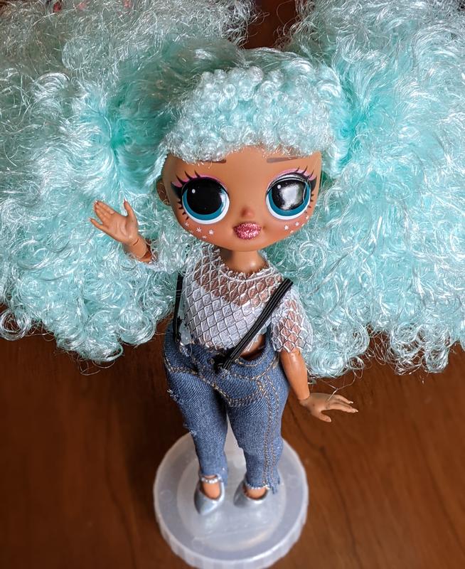 LOL Surprise! OMG Winter Chill ICY Gurl Fashion Doll & Brrr BB Doll with 25  Surprises (570240)