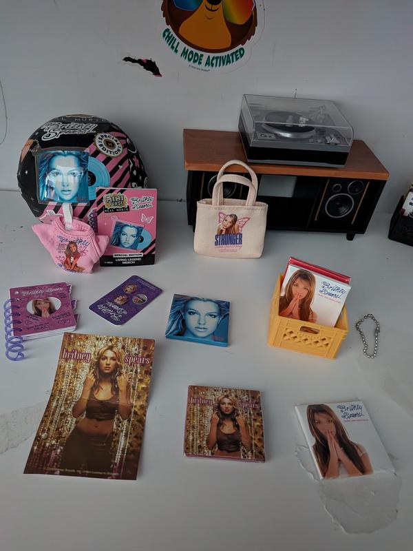 Customer photo for "Plays real music clips!"