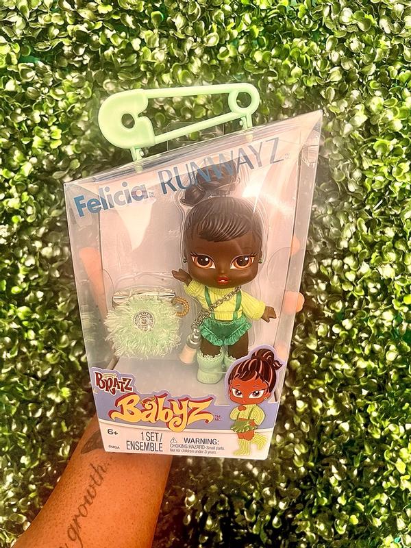 Bratz Babyz Runwayz Felicia Collectible Fashion Doll – The