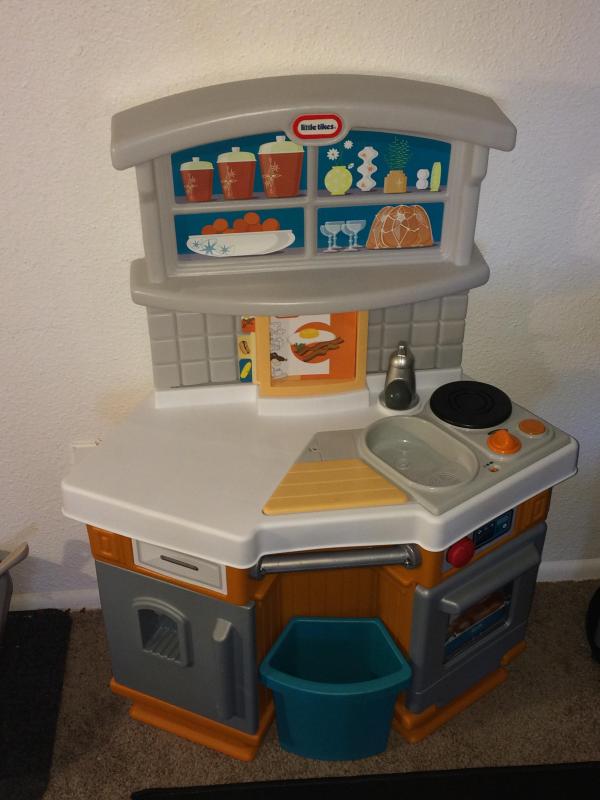 little tikes baby kitchen