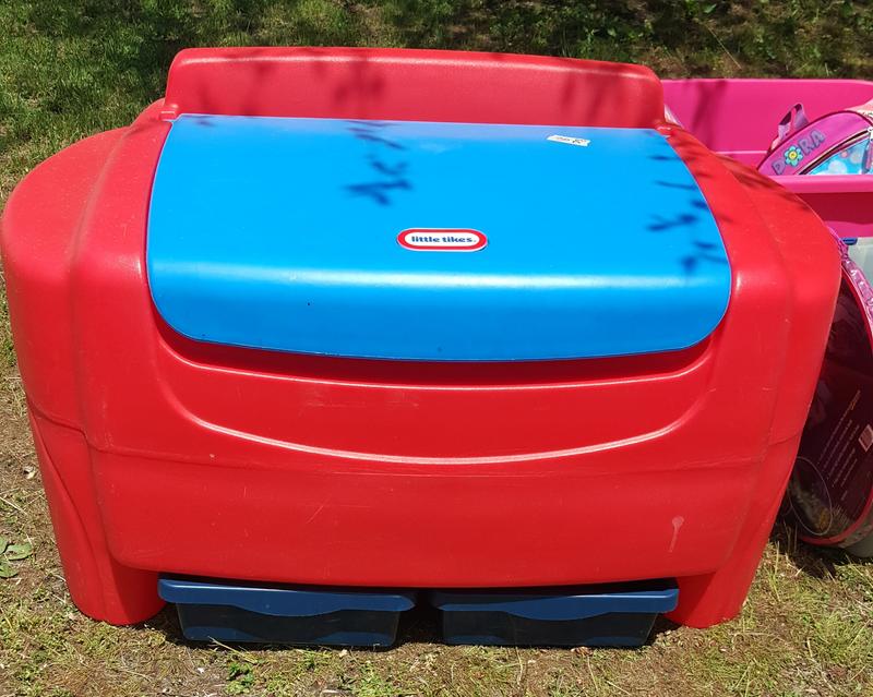 little tikes bright and bold toy chest