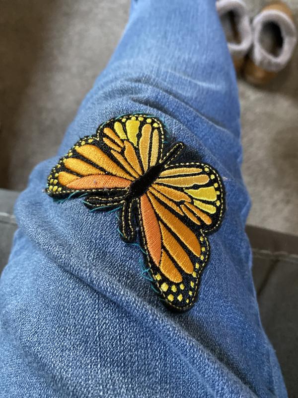 Patch Ricamata Farfalla Gialla Da Stirare/Cucire Per Jeans E T-Shirt - 7x4,9 Cm