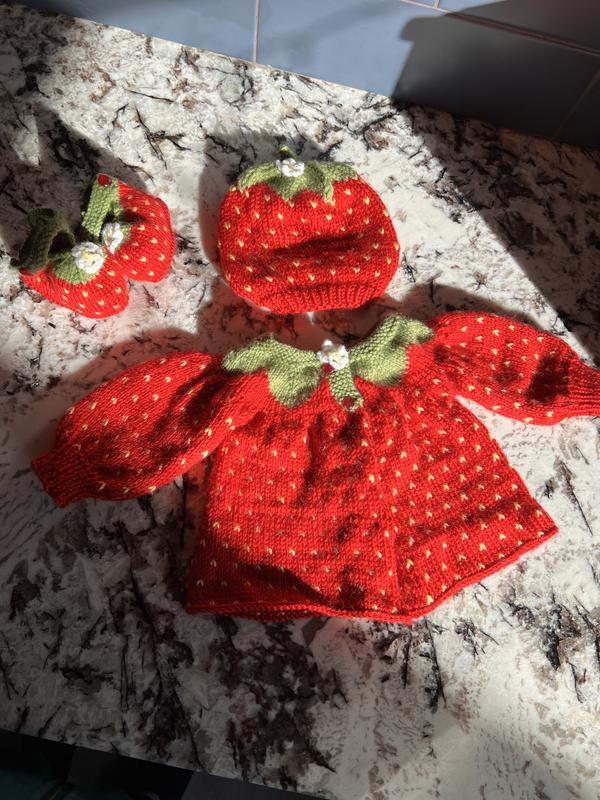 Baby Sweet Strawberry dot セット Amazon.com: Big Dot of Happiness Berry Sweet Strawberry - Fruit