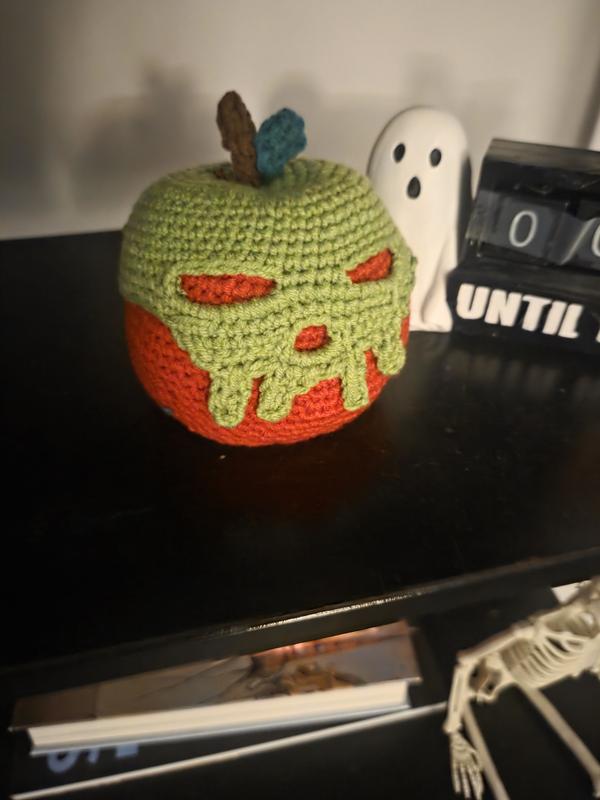 Pomona the Ghoul Candy Apple Halloween Crochet Kit by Loops