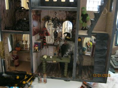 artminds wood castle dollhouse