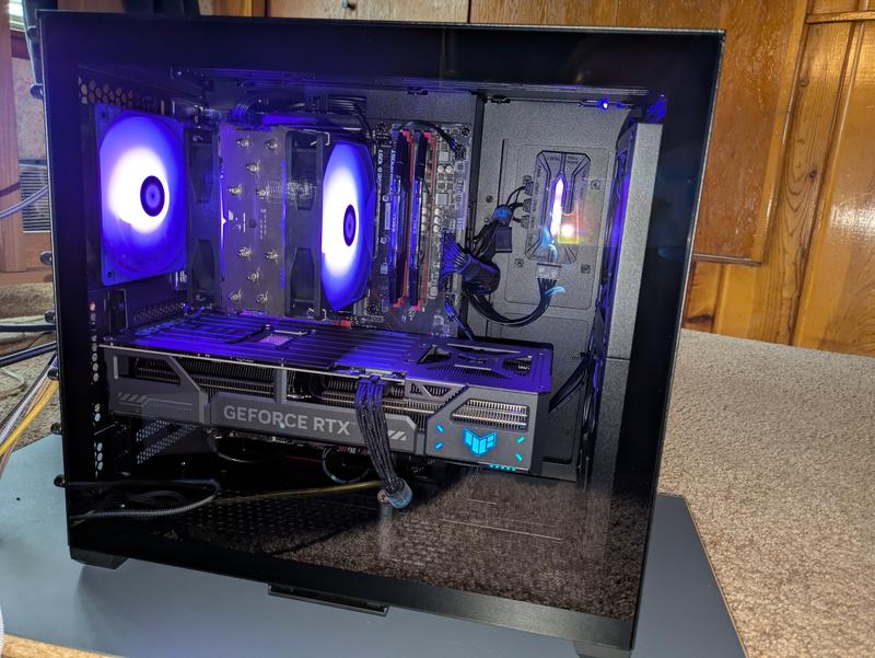 PNY NVIDIA GeForce RTX 5070 Overclocked Triple Fan 12GB GDDR7 PCIe
