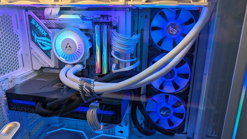 ASUS NVIDIA GeForce RTX 5090 Astral LC Overclocked Liquid Cooled
