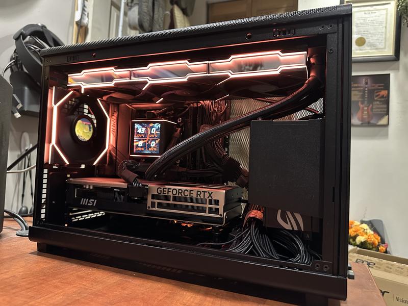 MSI NVIDIA GeForce RTX 5070 Ti INSPIRE 3X Overclocked Triple Fan