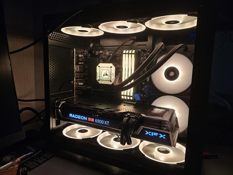 Inland Performance Plus 4TB 3D TLC NAND PCIe Gen 4 x4 NVMe M.2