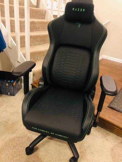 Razer Iskur Gaming Chair w/ Ergonomic Lumbar Support System; Multi-Layered  Synthetic Leather; High-Density Foam Cushions; - Micro Center