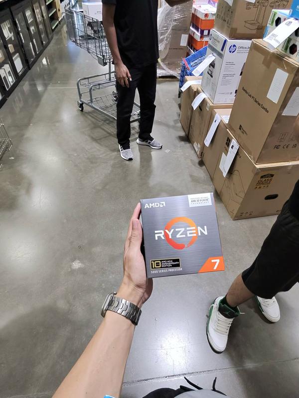 AMD Ryzen 7 5800X3D Vermeer AM4 3.40GHz 8-Core Boxed Processor