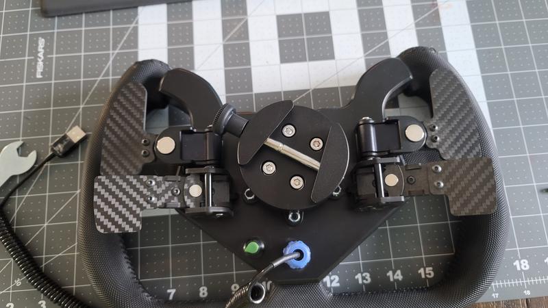Simucube Quick Release Wheel Side Kit SQR-WKIT-R2 - Micro Center