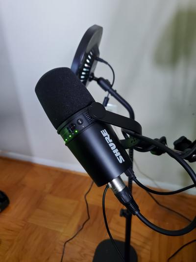 Shure MV7 Podcast USB/XLR Dynamic Microphone - Black