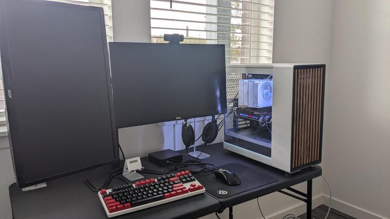 Fractal Design North Tempered Glass ATX Mid-Tower Computer Case