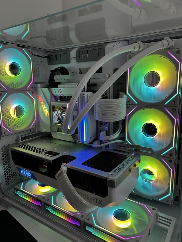 Gigabyte NVIDIA GeForce RTX 4080 Super Aero RGB Overclocked Gigabyte NVIDIA GeForce RTX 4080 Super Aero RGB Overclocked