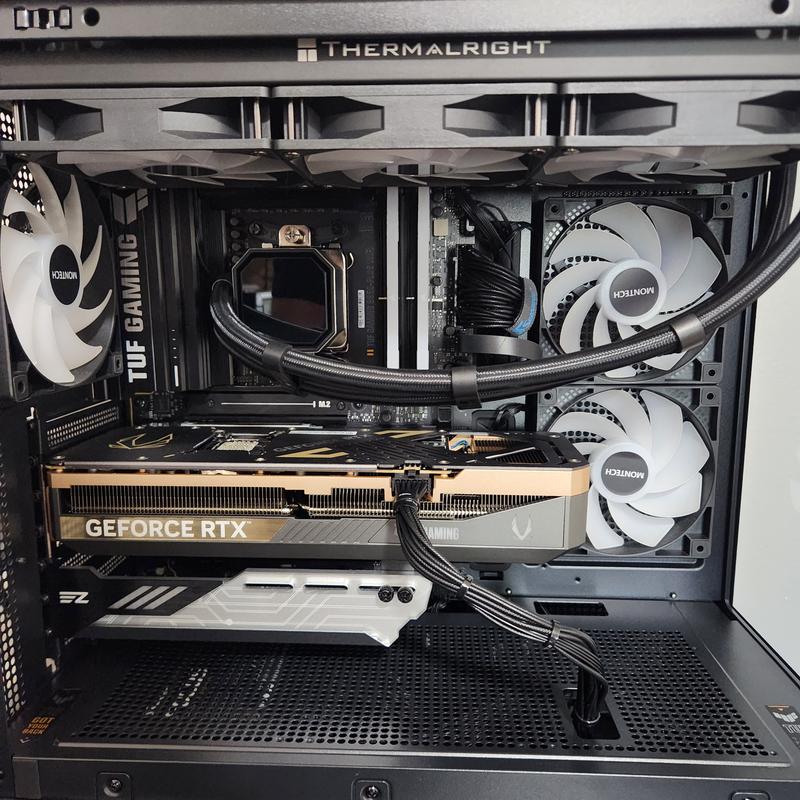 Zotac NVIDIA GeForce RTX 5080 SOLID CORE Overclocked Triple Fan