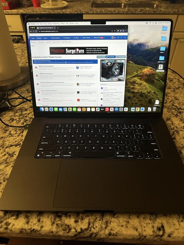 Apple MacBook Pro 16 Apple MacBook Pro 16