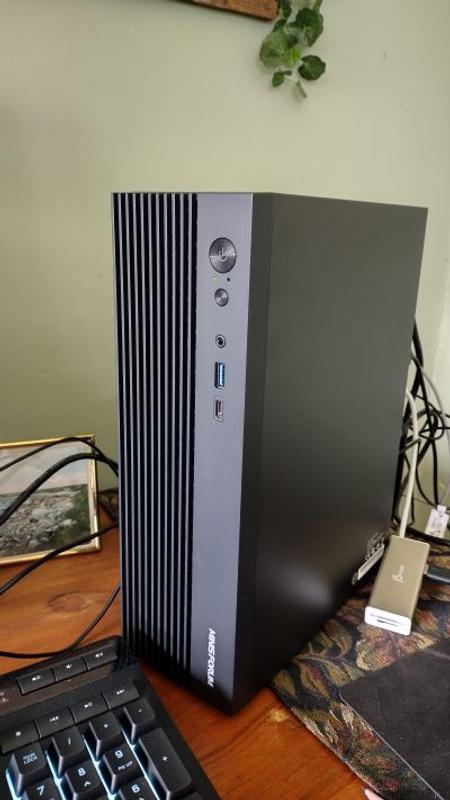 Minisforum 795S7 SFF Desktop PC; AMD Ryzen 9 7945HX 2.5GHz
