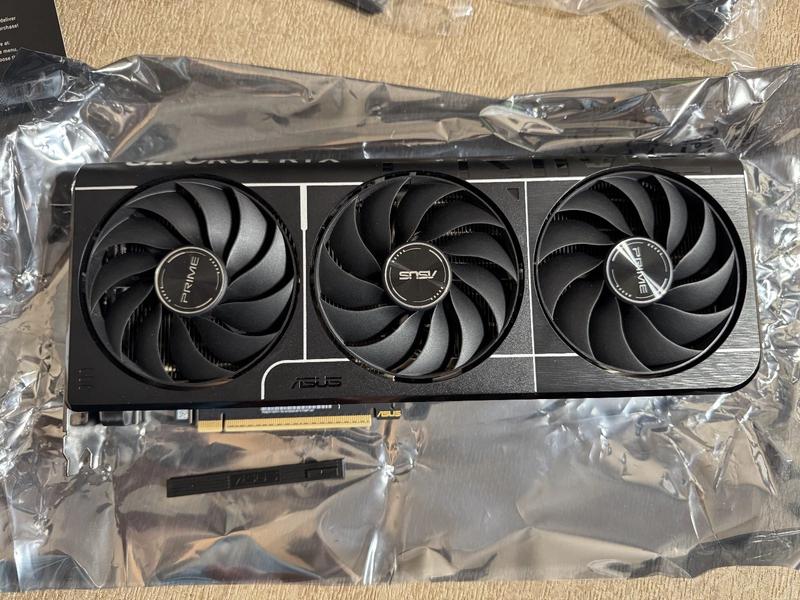 ASUS NVIDIA GeForce RTX 5070 Ti PRIME Triple Fan 16GB GDDR7 PCIe