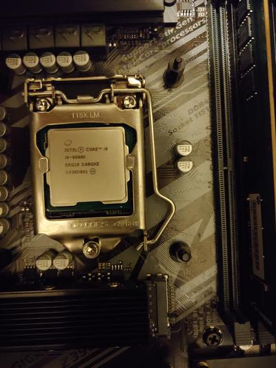 Intel Core i9-9900K Coffee Lake 3.6GHz Eight-Core LGA 1151