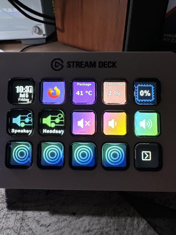 Elgato Stream Deck Mark 2 - White; 15 customizable LCD keys Elgato Stream Deck Mark 2 - White; 15 customizable LCD keys