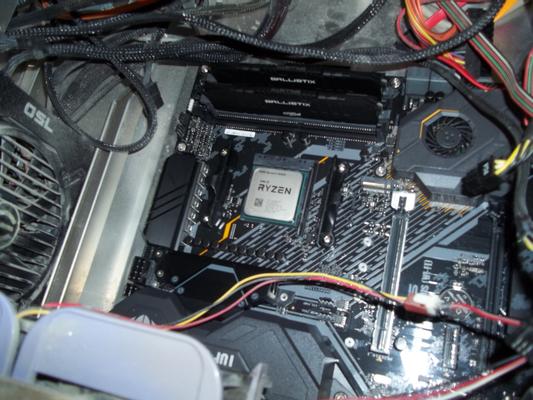新品未開封　Ryzen 9 3950X Matisse AMD Ryzen 9 3950X Matisse 3.5GHz 16-Core AM4 Boxed Processor