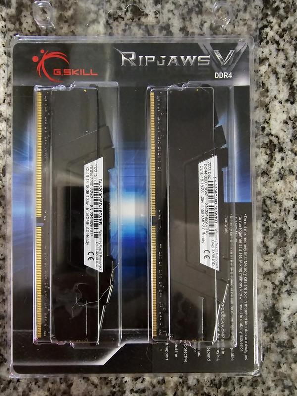 G.Skill Ripjaws V 16GB (2 x 8GB) DDR4-3200 PC4-25600 CL16