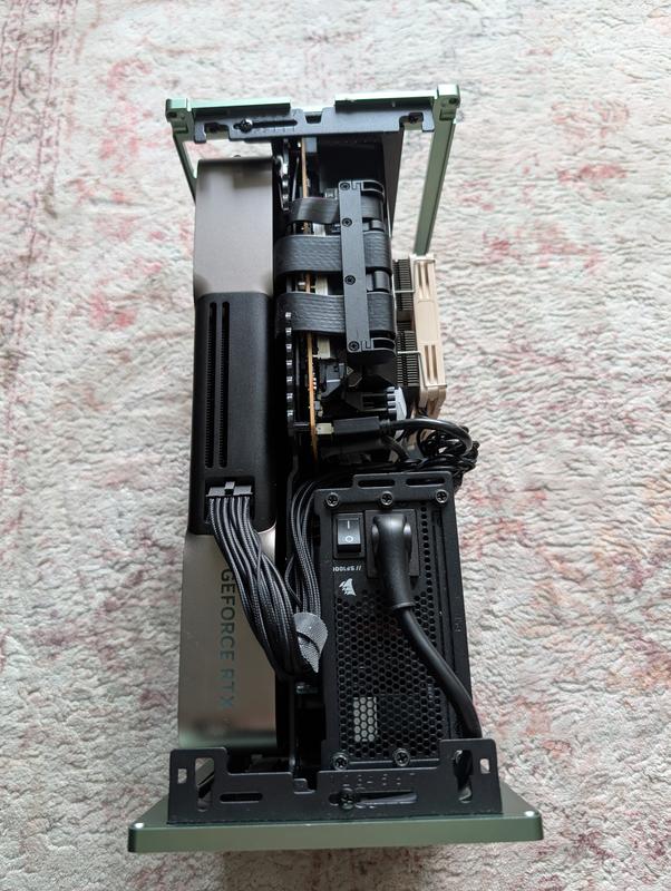 Fractal Design Terra Mini-ITX Mini Tower Computer Case - Jade