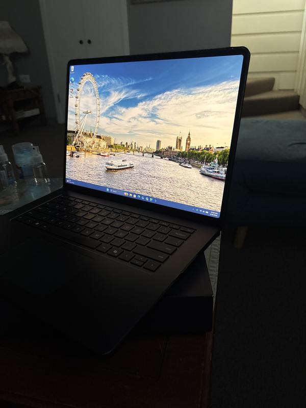 Microsoft Surface Laptop (Wi-Fi) 7th Edition ZHI-00001 Copilot+ PC