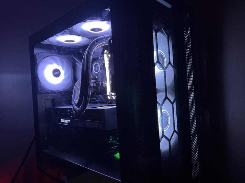 Gigabyte NVIDIA GeForce RTX 4070 Eagle Overclocked Triple Gigabyte NVIDIA GeForce RTX 4070 Eagle Overclocked Triple