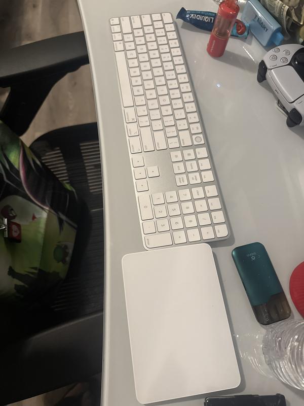 Apple 純正 Magic Trackpad Magic Trackpad（USB‑C）- ブラック（Multi-Touch対応） - Apple