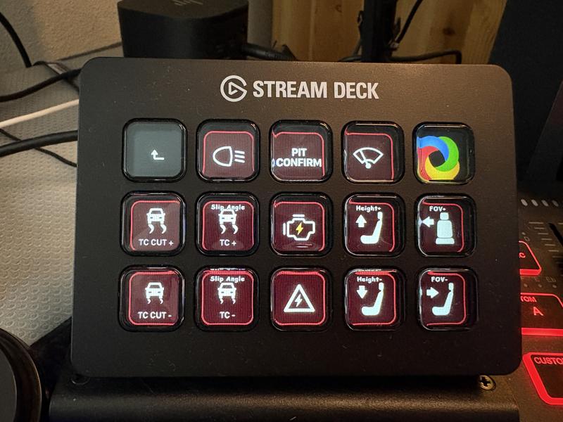 Elgato Stream Deck Mark 2 - Black; 15 customizable LCD keys for