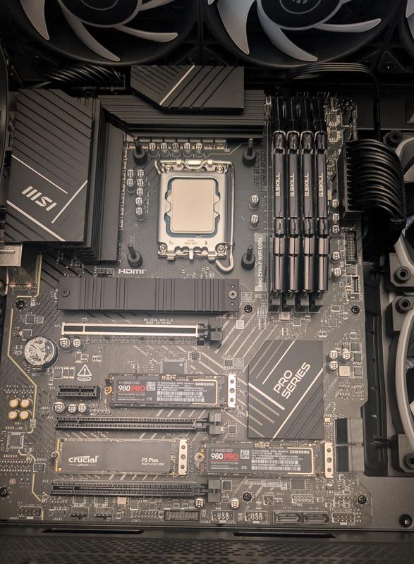 CPU MSI Z790-P WIFI + i7-13700KF + 32GB RAM PRO Z790-P WIFI