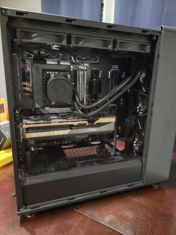 Zotac NVIDIA GeForce RTX 5080 SOLID CORE Overclocked Triple Fan